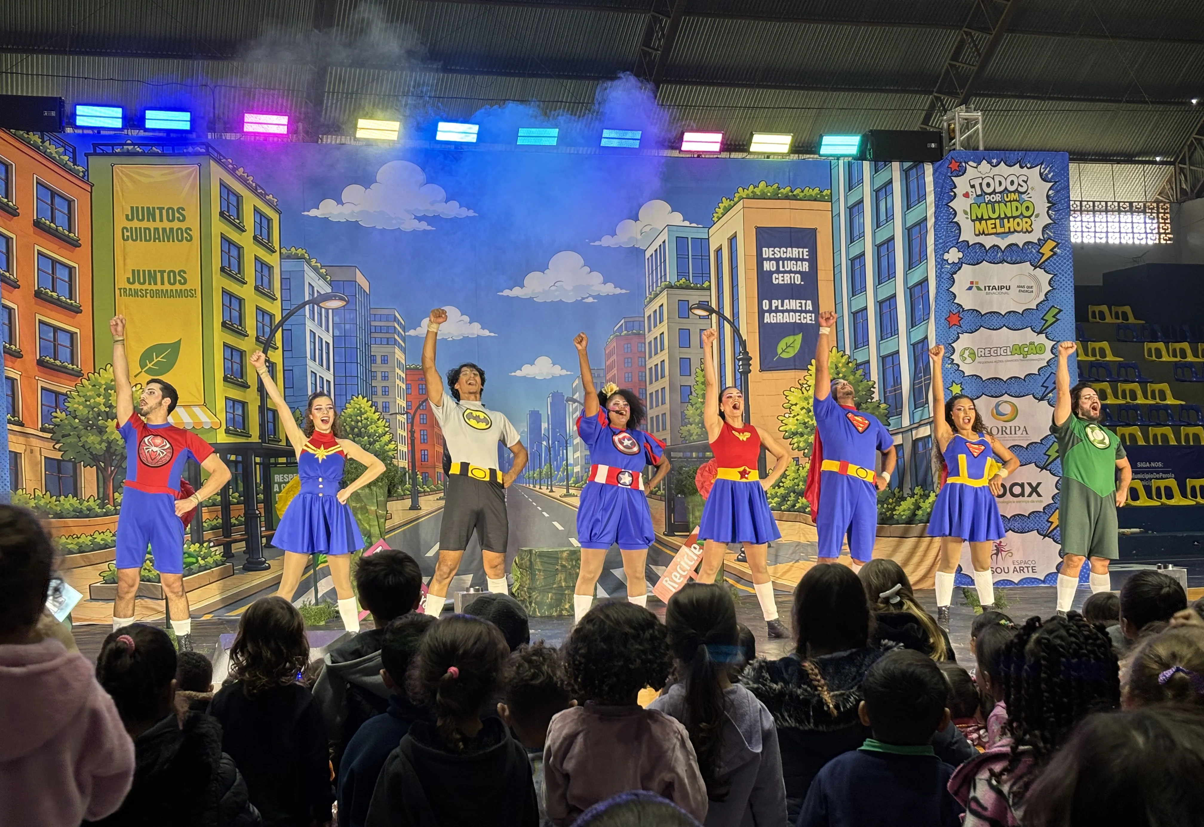 Semana do Meio Ambiente tem início em Pérola com teatro educativo para alunos da rede municipal