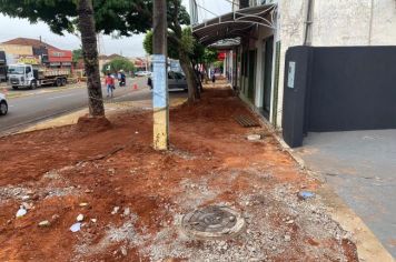 Revitalização/Urbanização de Calçadas da Avenida Dona Pérola Byington